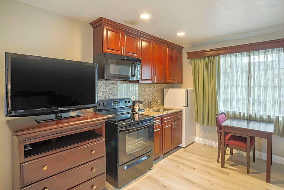 Quality Inn & Suites El Cajon San Diego East