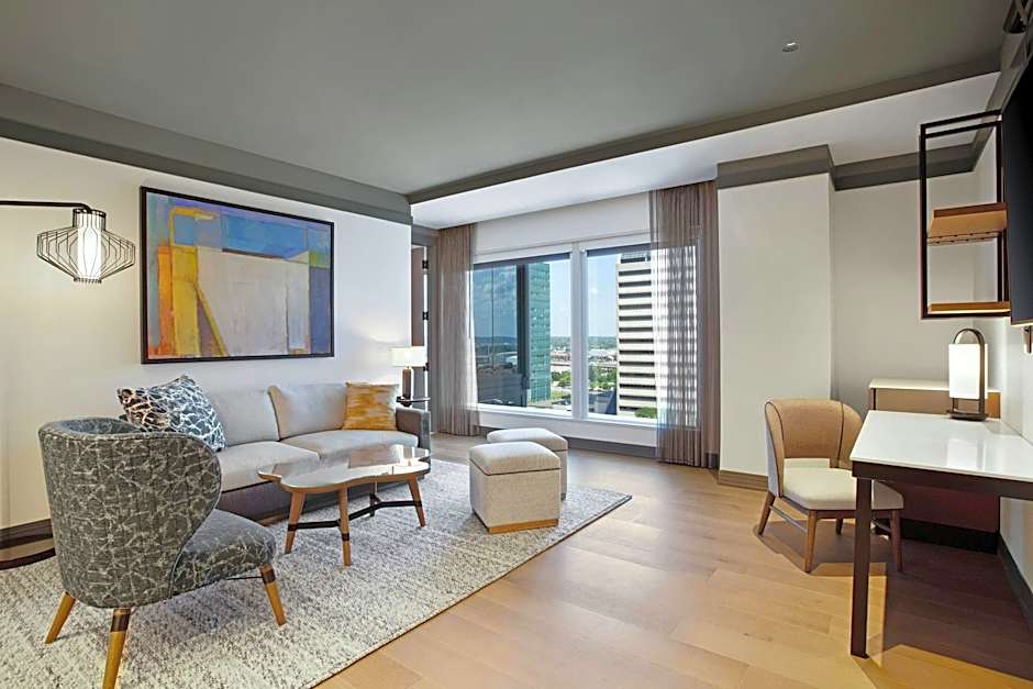 Photo 1 of 5 of Metropolitan 1 Bedroom 1 King Bed with Sofabed Suite, City View