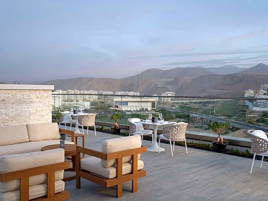 DoubleTree by Hilton Muscat Qurum