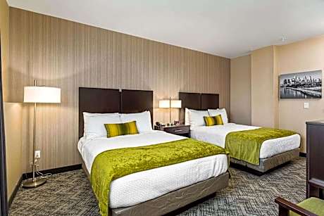 Queen Room with Two Queen Beds and Roll In Shower - Disability Access