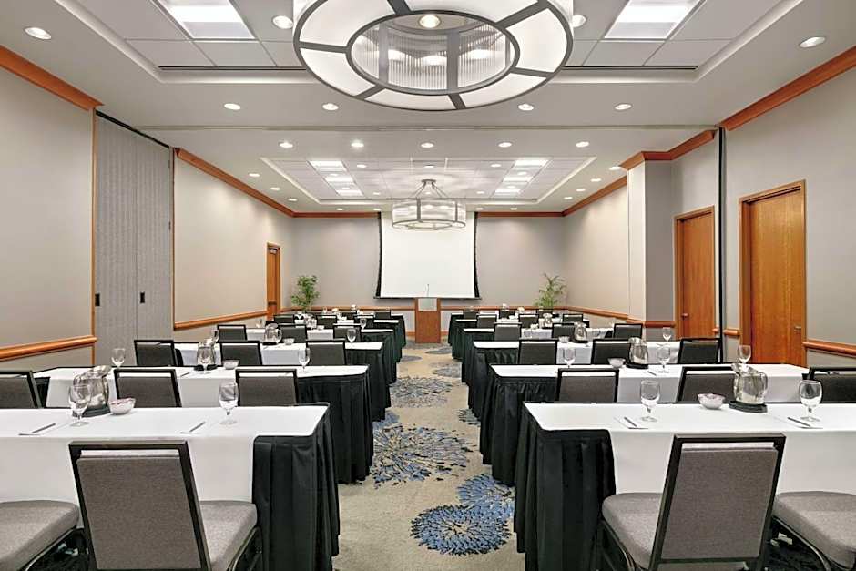 Embassy Suites by Hilton Atlanta Centennial Park