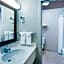 Days Inn by Wyndham Clive - West Des Moines