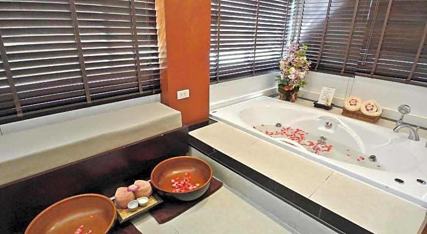 Somerset Park Suanplu Bangkok