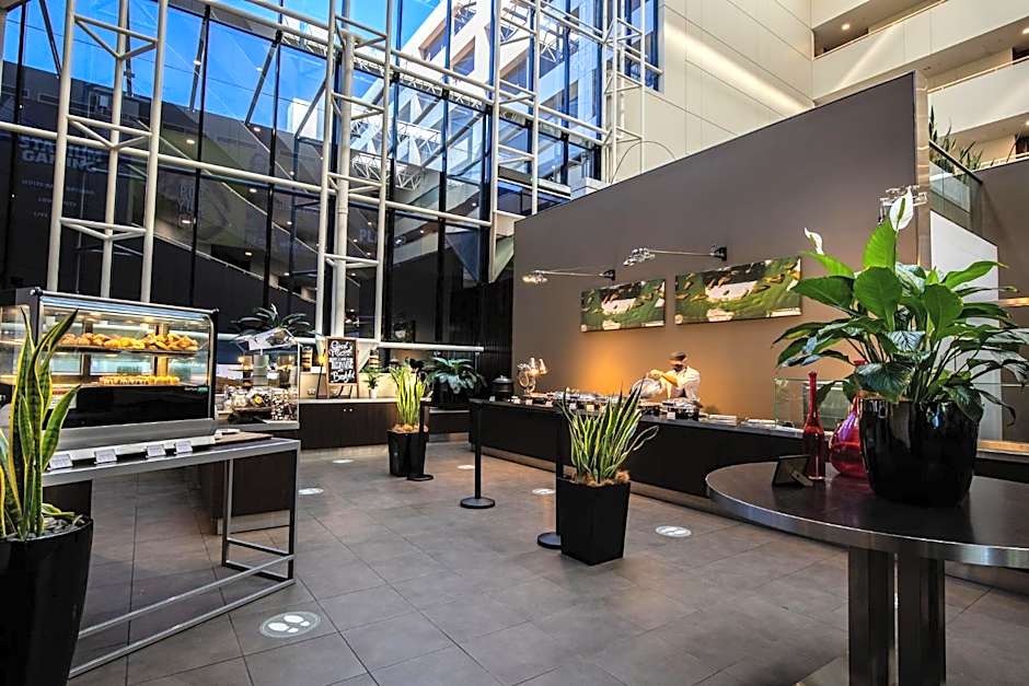 Crowne Plaza Canberra By IHG