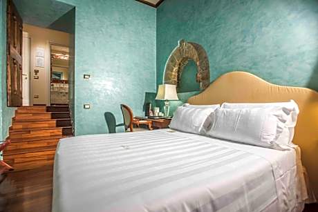 Deluxe Double Room with Spa Bath - Tower