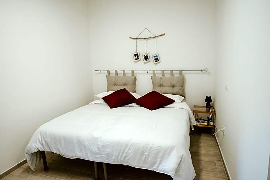 Foto 1 de 36 de Double Room with Private Bathroom