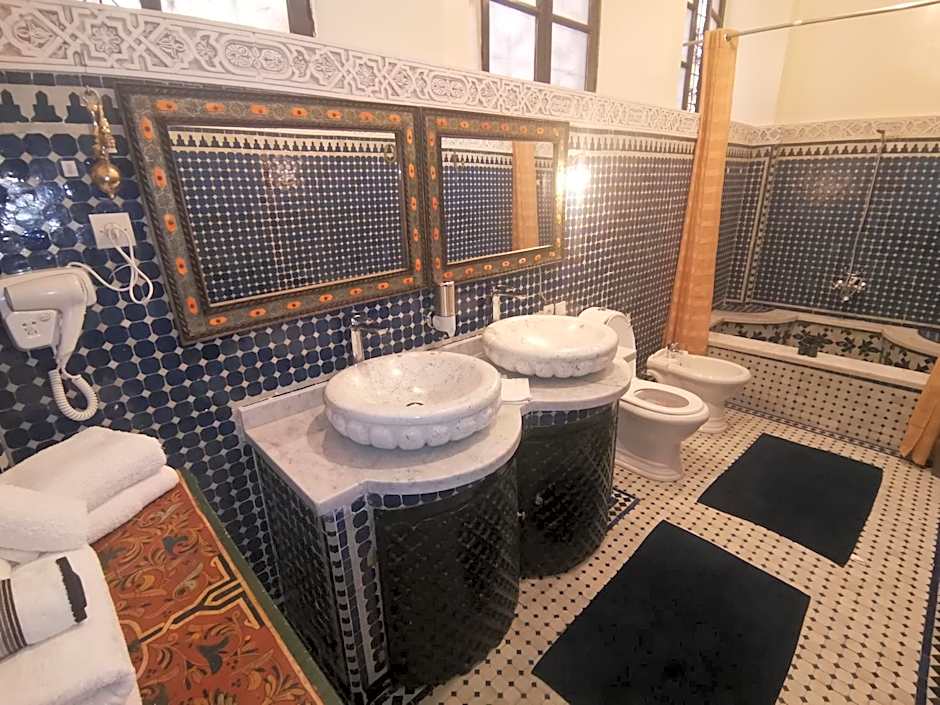 Dar Ben Daoud avec piscine et terrasse privee