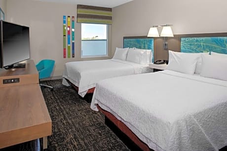 Queen Room with Two Queen Beds - Non-Smoking