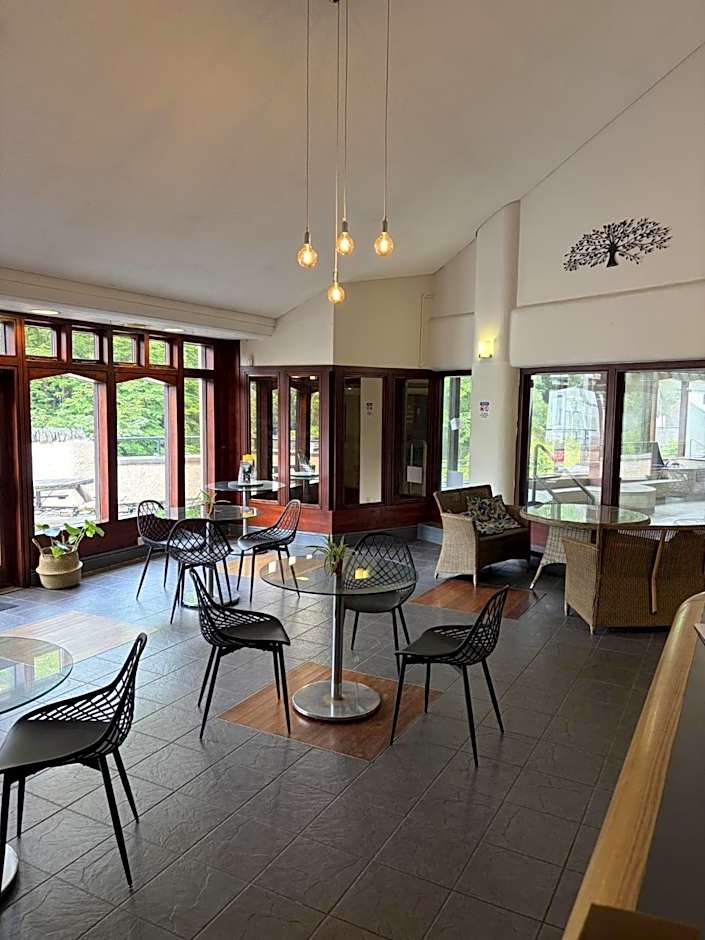 Whitewater Hotel & Spa