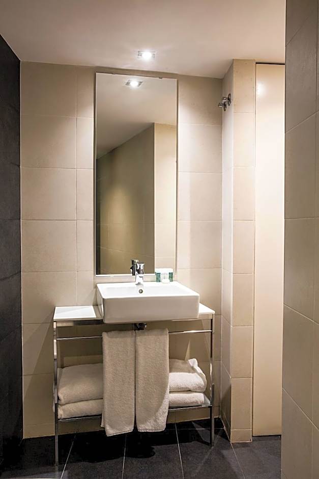 Barcelona Apartment Republica