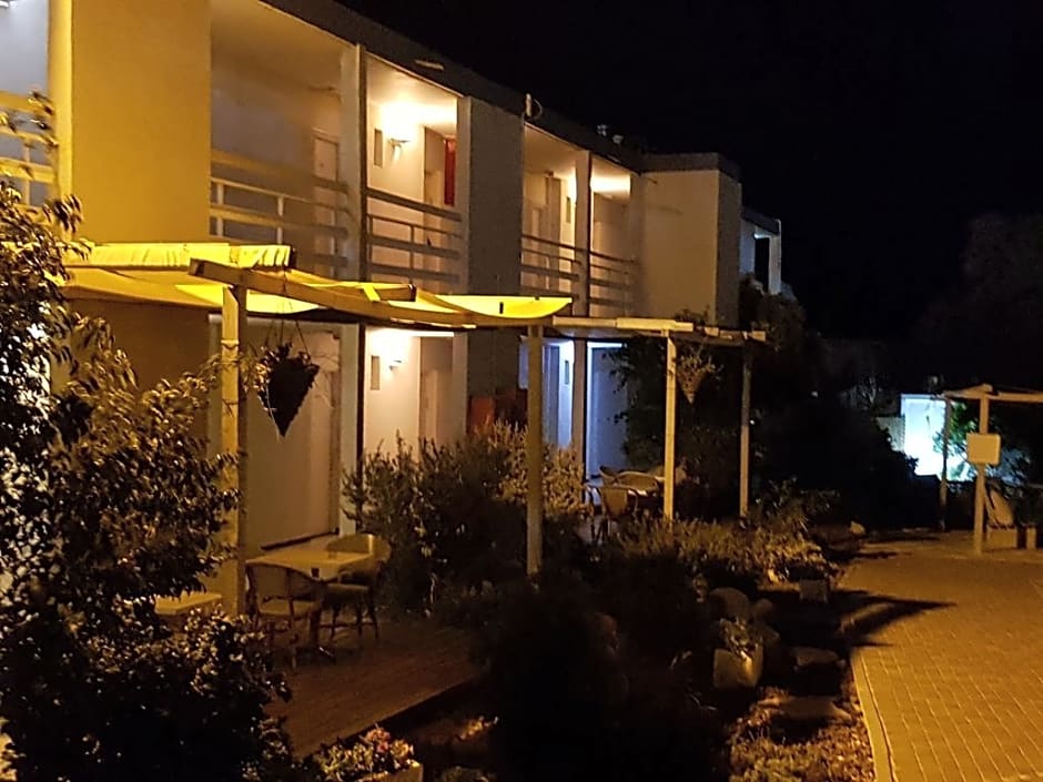 Q Village Hotel - Poleg Beach