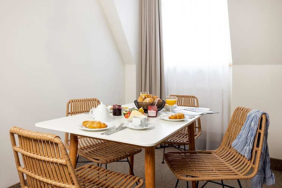 maakt Apartments