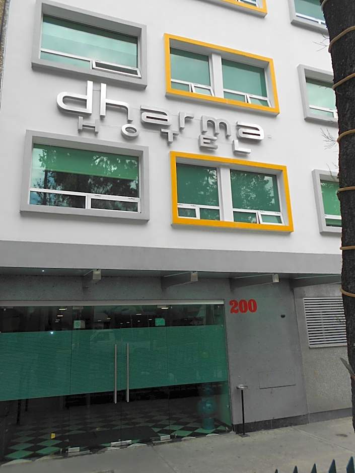 Hotel Dharma