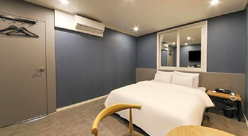 Gamdong Hotel