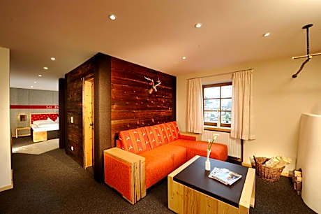 Suite with Mountain View