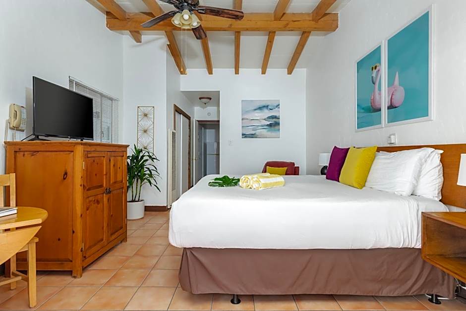 Float Palm Springs - Adults Only