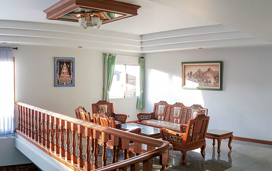 Green Palace Hotel – Chiang Mai, IA