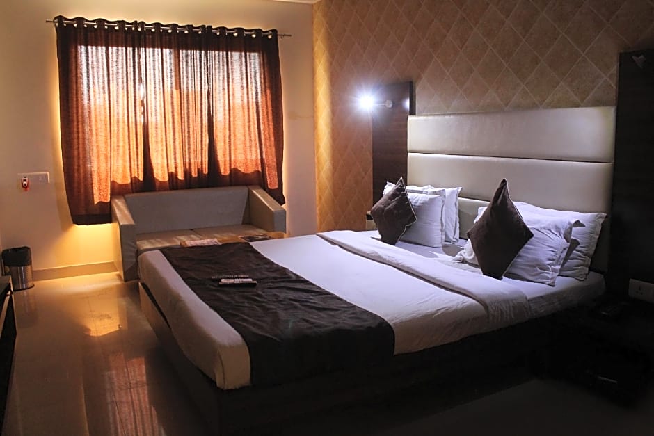 Hotel Kalpana Palace