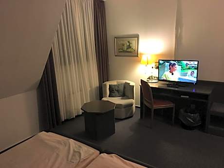 Single Room with Shower