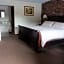 Chalet Inn & Suites