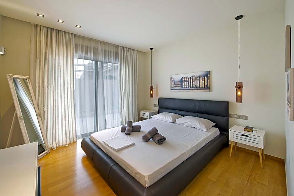 Vari Views Athens Riviera Mdn Villa, Private Pool