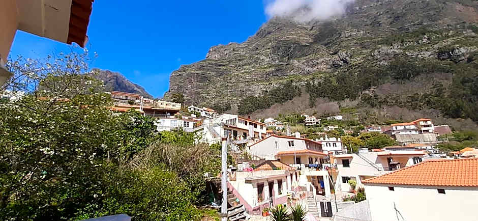 Valley of Nuns Holiday Apartments