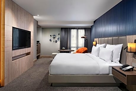 Premium King Room with Sofa Bed and Bosphorus Bridge View
