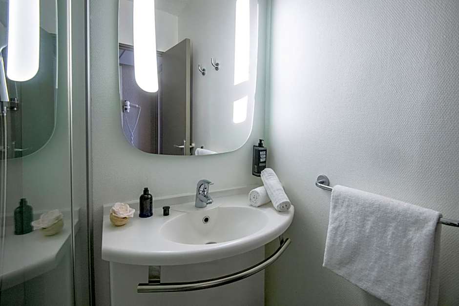 ibis Cannes Plage La Bocca