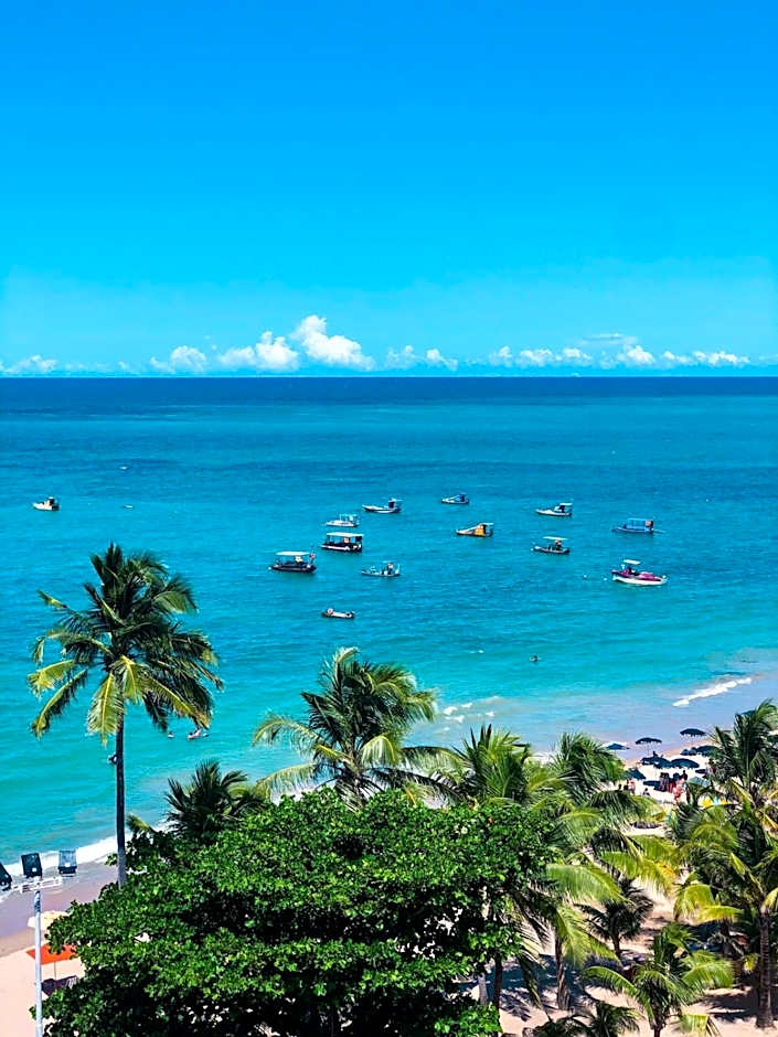 CT-82: Apto com vista espetacular para o mar