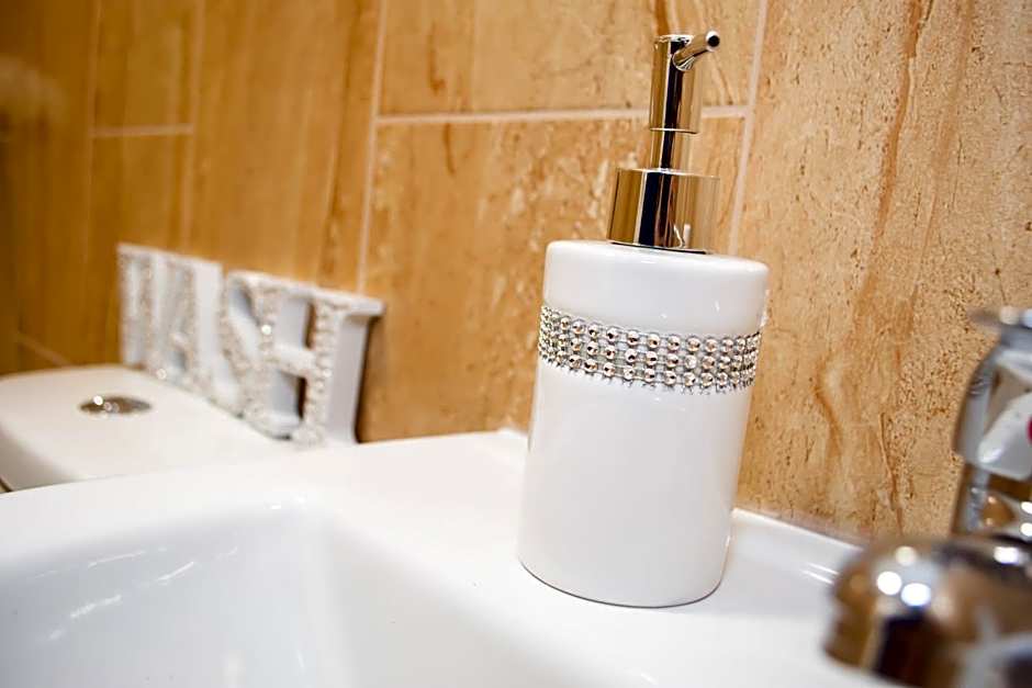 Trivelles Gatwick Hotel & airport Parking