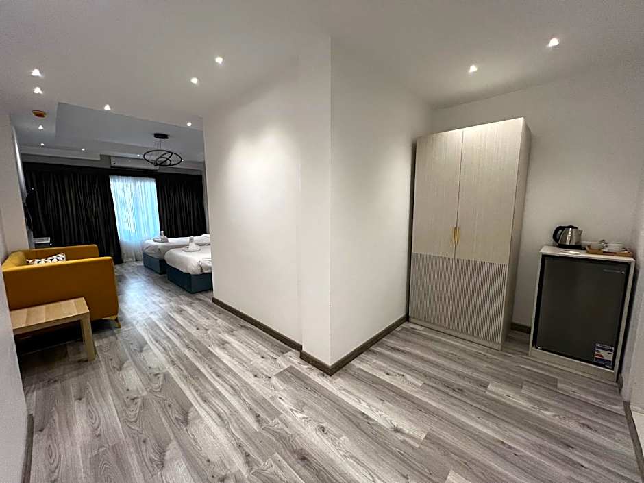 Onyx Pyramids Boutique Hotel