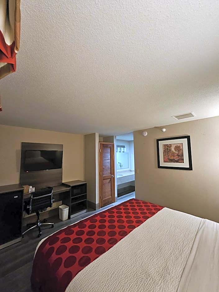 Ramada by Wyndham Platte City KCI Airport