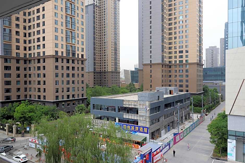 Ibis Taiyuan Qinxian Street Hotel