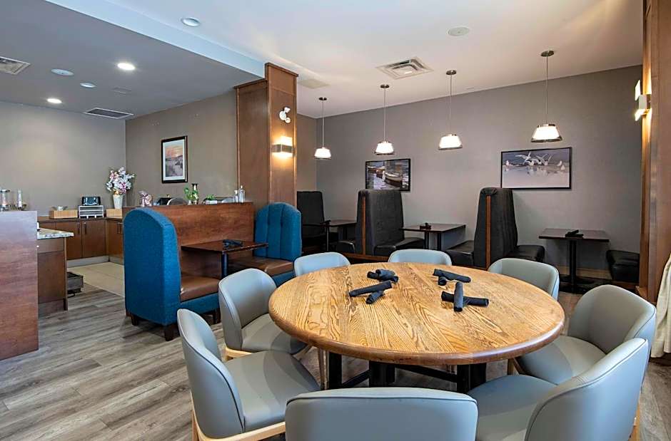 DoubleTree by Hilton - Kamloops