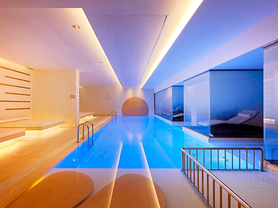 Novotel Istanbul Bosphorus Hotel