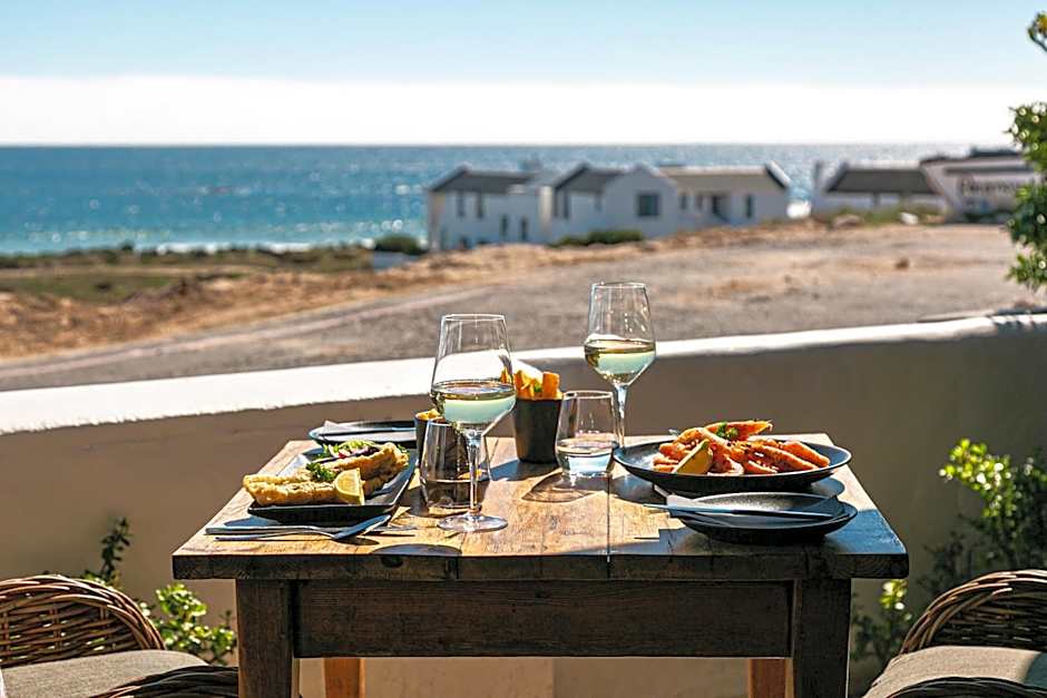 Abalone Hotel & Villas