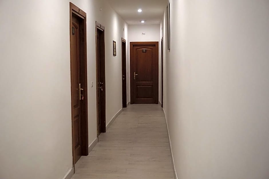 Holiday Rooms