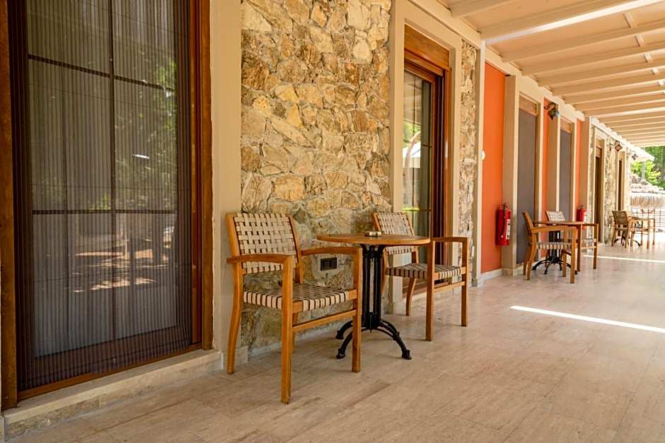 Zümrüt Çıralı Boutique Hotel