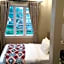 R Bed & Breakfast