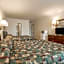Palm Inn Hotel near Tyler Mall Riverside