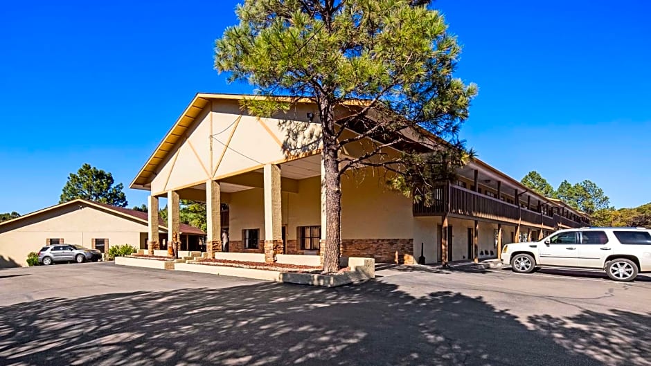 Best Western Pine Springs Inn