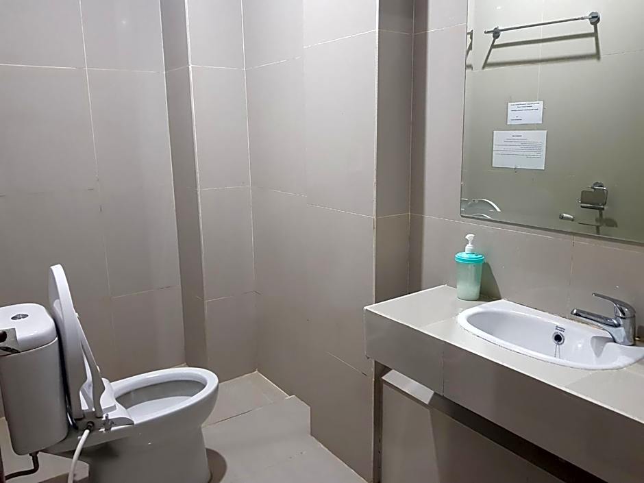 Capital O 93263 Linge Land Hotel