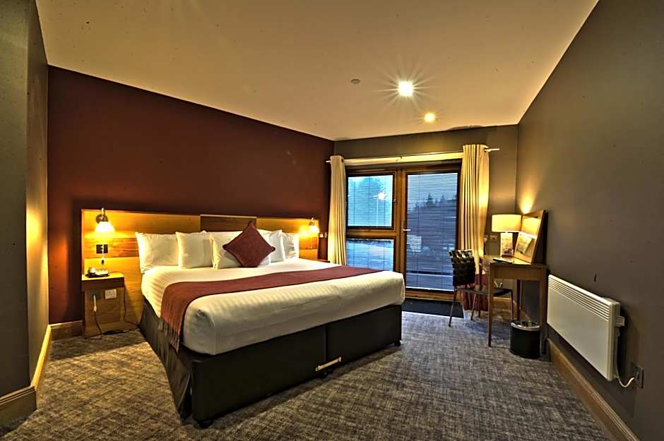 Photo 1 of 3 of Deluxe Guestroom, Accessible