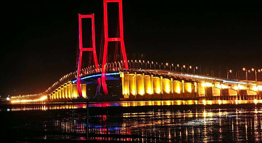 Monoloog Hotel  Surabaya