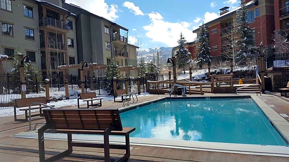 Raintree's The Miners Club Park City