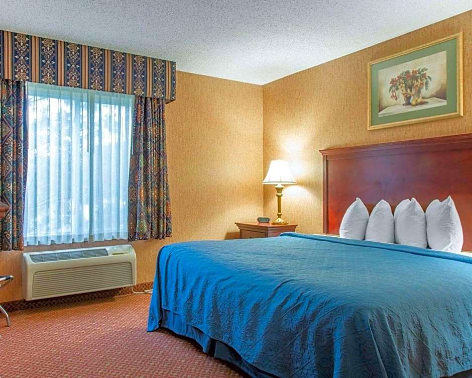 Quality Inn & Suites Meriden
