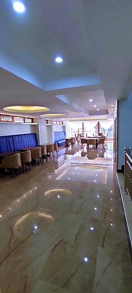 Hays Suites Hotel