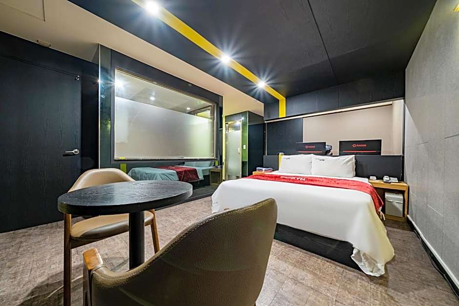 Boutique Hotel XYM