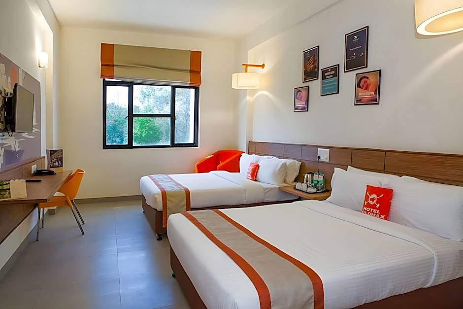 Max Hotels Prayagraj
