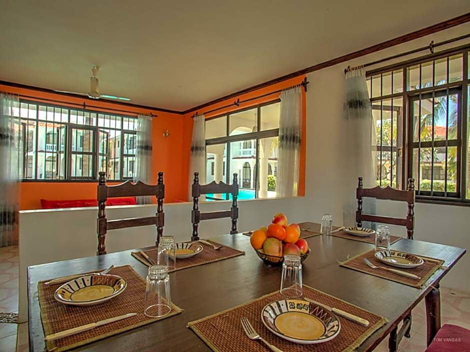 Bahari Dhow Beach Villas